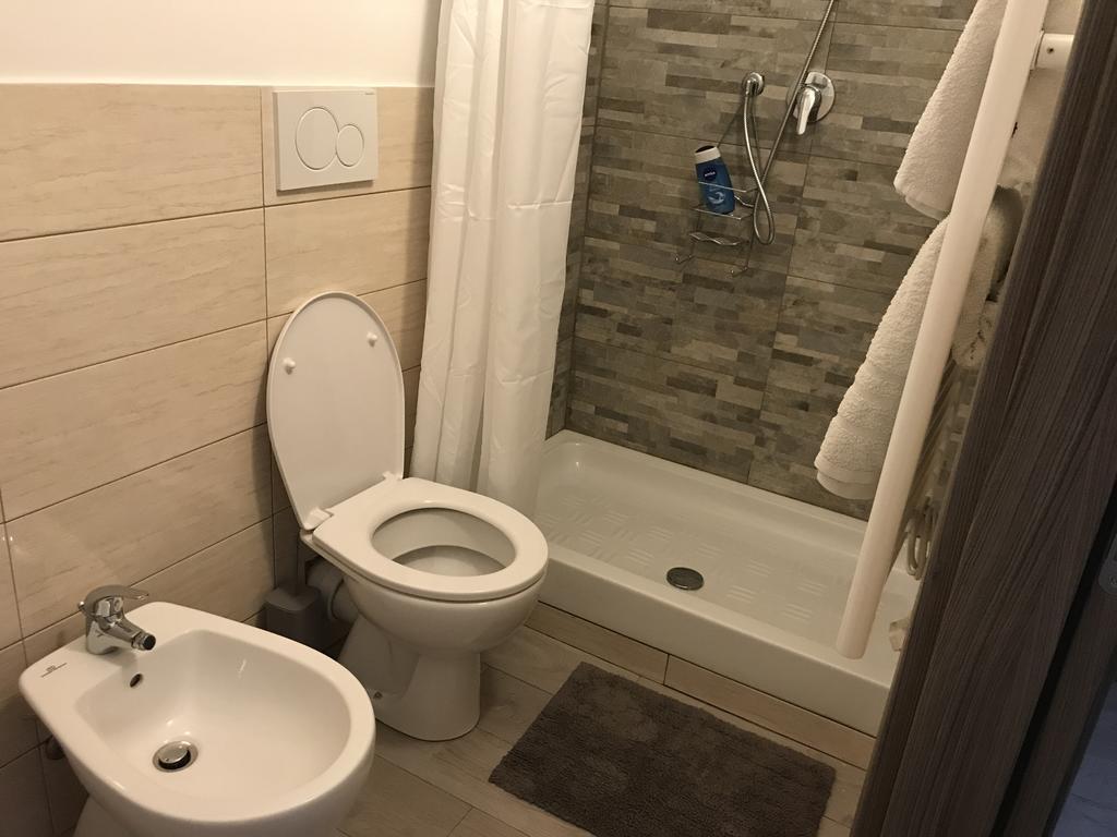 Guest House Montenegro La Spezia Luaran gambar